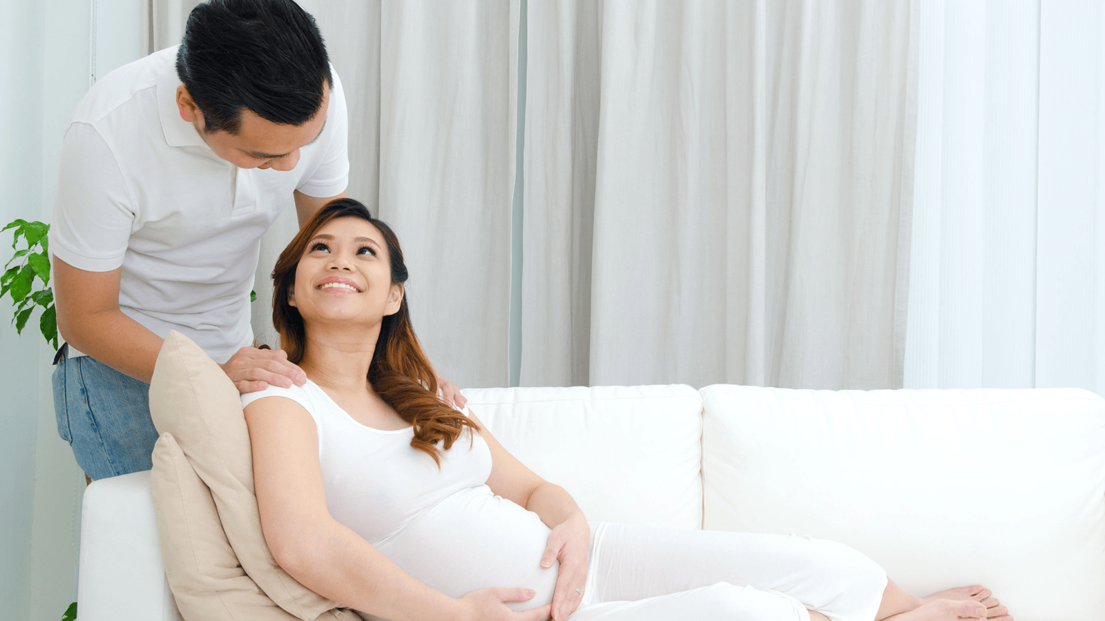 Mua bảo hiểm thai sản là bước chuẩn bị vô cùng có trách nhiệm của bạn đối với chính bản thân và đứa con yêu sắp chào đời. Genvita không nói quá lên đâu, mời bạn cùng chúng tôi phân tích nhé!