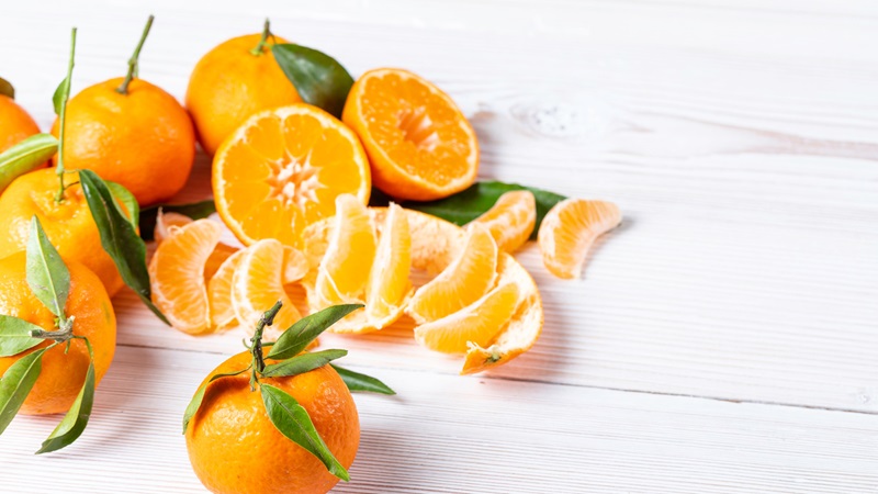 Khi uống vitamin C cần lưu ý điều gì? Bổ sung vitamin C đúng cách, đủ liều đủ lượng đúng thời điểm mới đạt hiệu quả tối ưu.